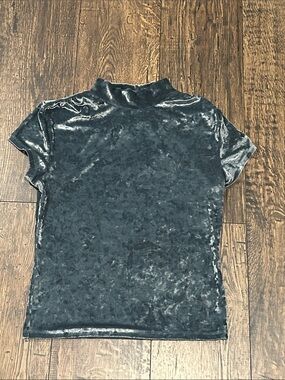 A New Day Crushed Velvet Mock Neck Short Sleeve Top- Green